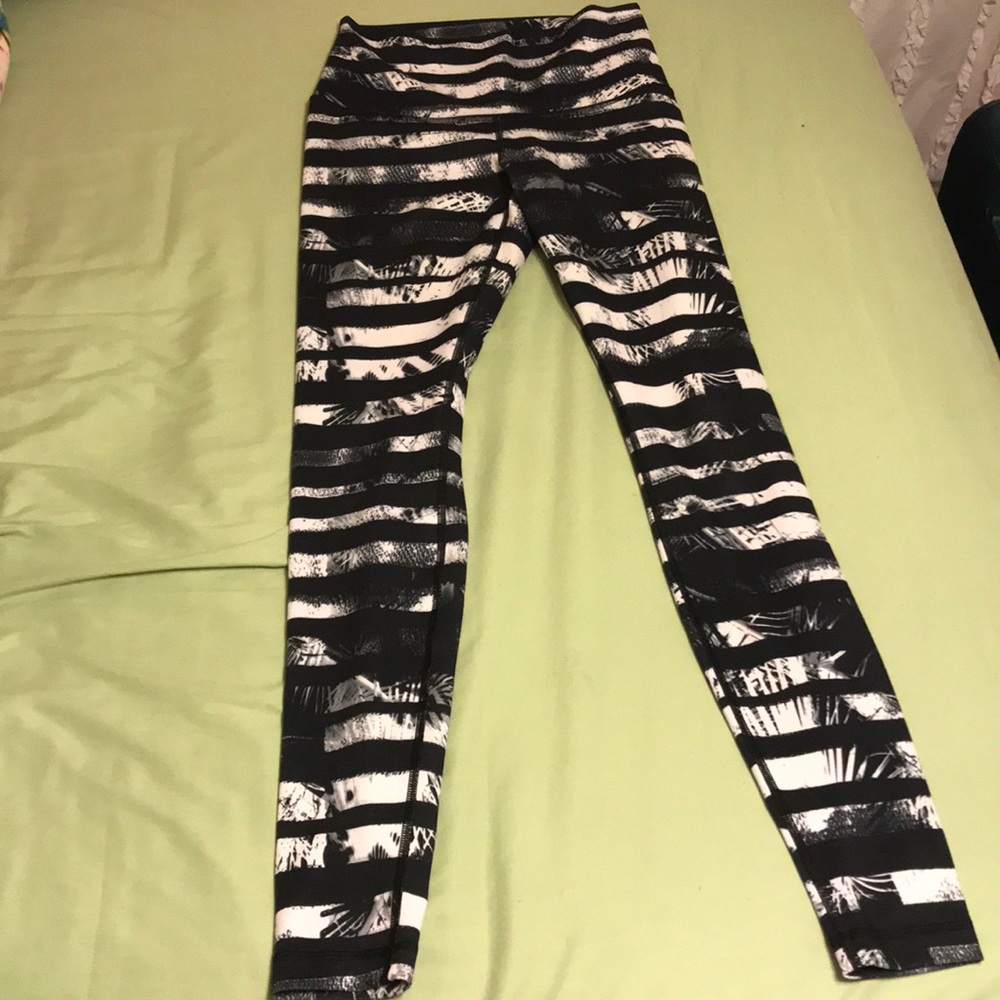 Lululemon leggings